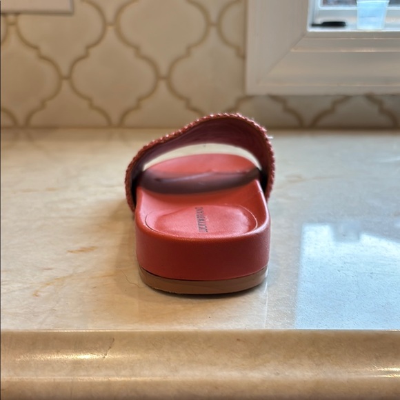 Lucky Brand Pepperika woven Peace Sign Slides in Chili - Picture 3 of 5